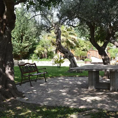Bed & Breakfast Giulia - Sicilian Luxury Garden